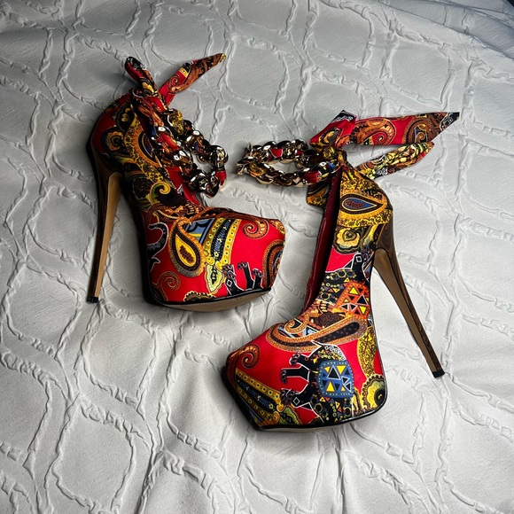 Scene Heels - Picture 3 of 4